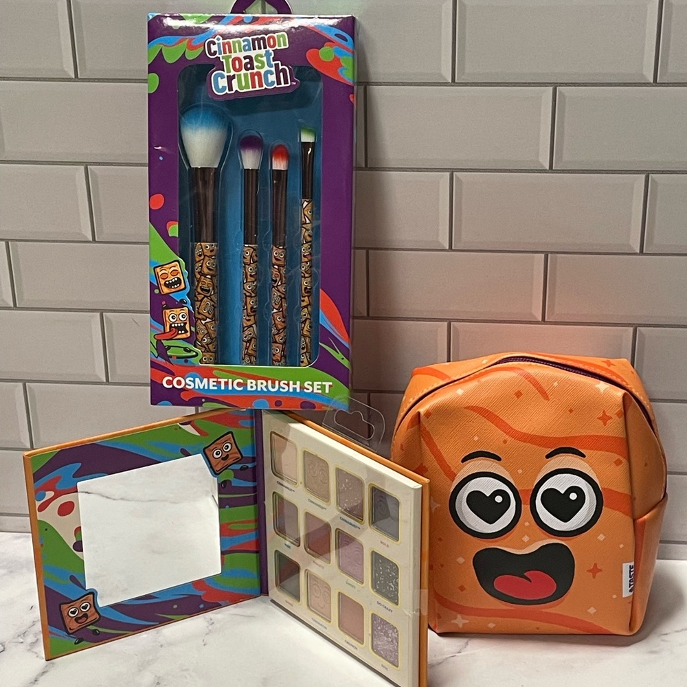Cinnamon Toast Crunch Makeup Set